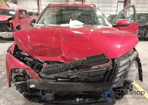 2022 Hyundai Tucson Sel z USA, uszkodzony, nr VIN 5NMJFCAE7NH052263